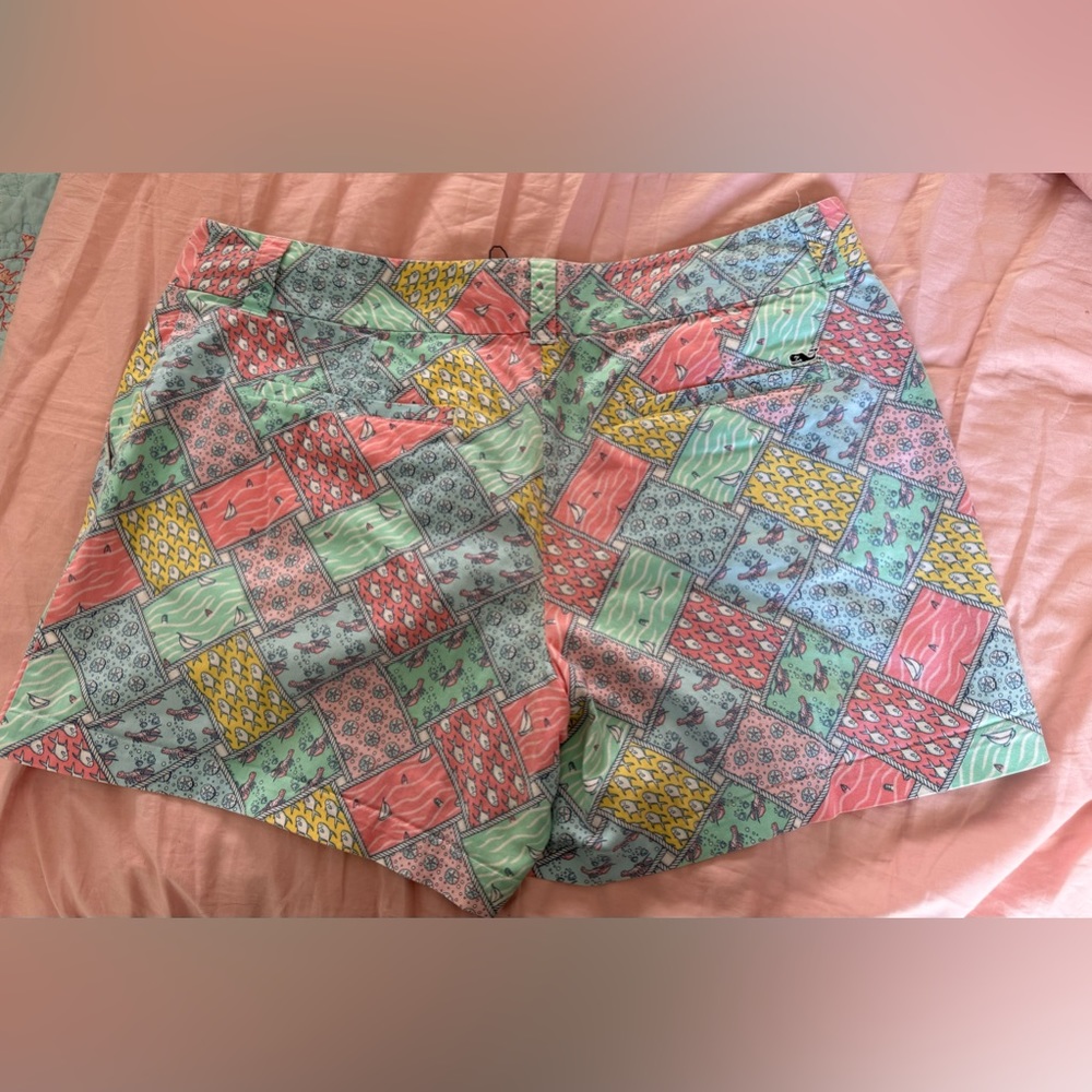 Vineyard vines patchwork shorts like new condition. - Picture 3 of 3